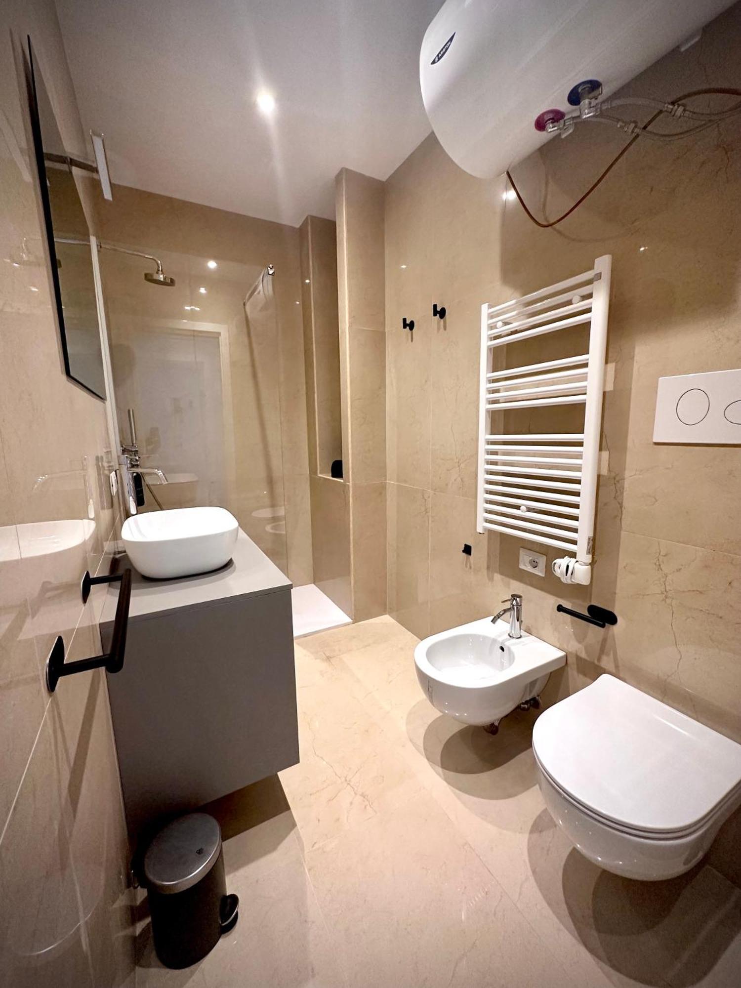 Appartement Dimora Pugliami à Bari Extérieur photo